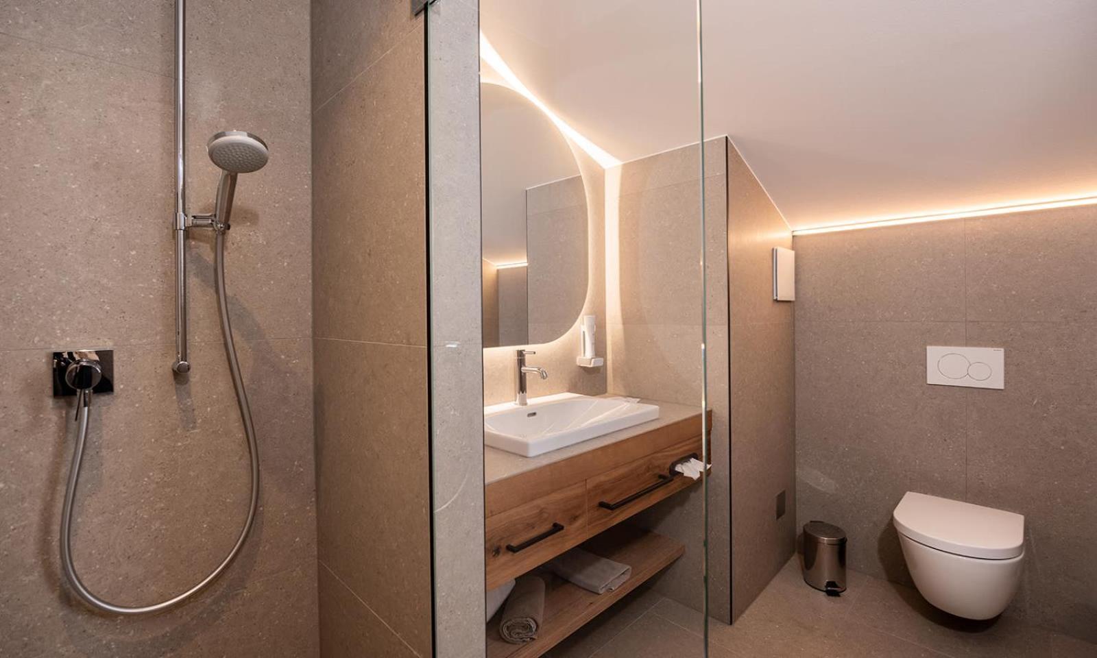 Hotel Koeniggut Wals-Siezenheim Екстериор снимка